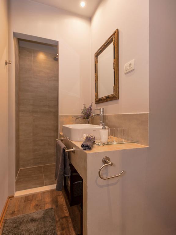 Heraclea Residential Apartments Hvar Town Quarto foto
