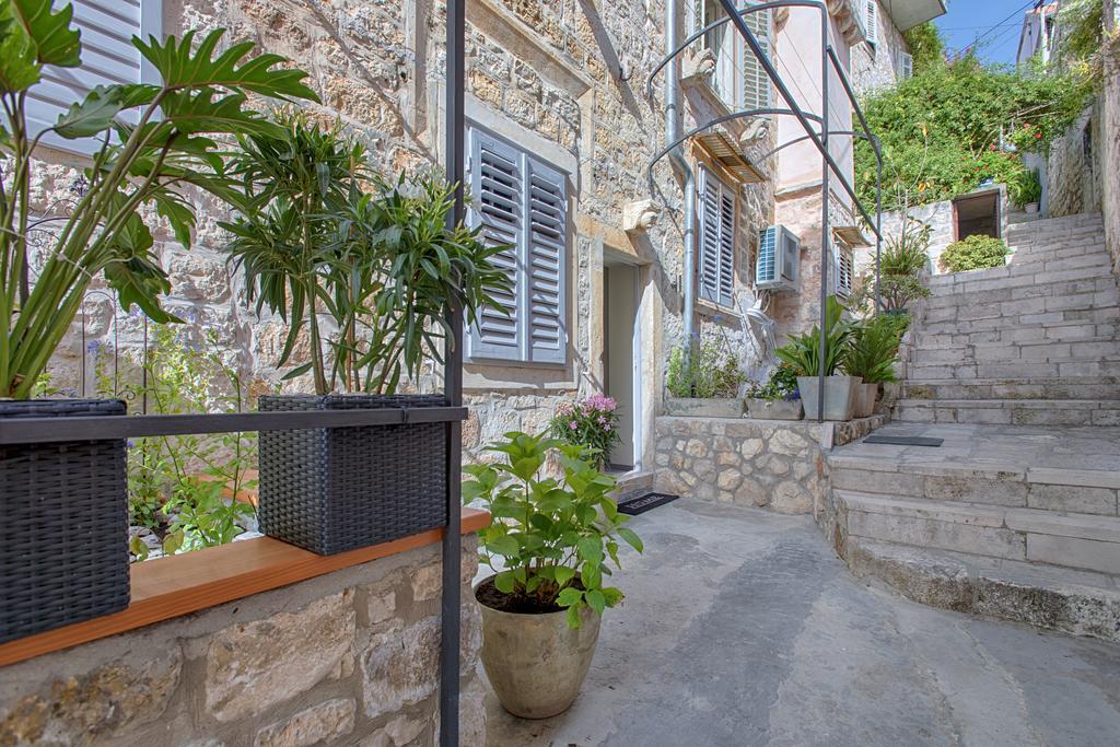 Heraclea Residential Apartments Hvar Town Quarto foto